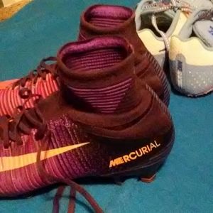 Girls soccer shoes